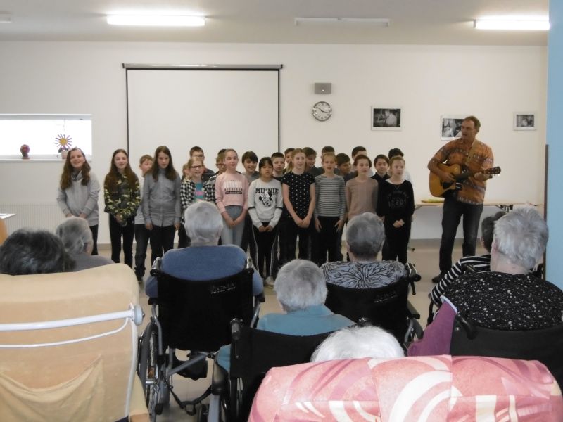 Vystoupení ke Dni matek 16.5.2019 (2)